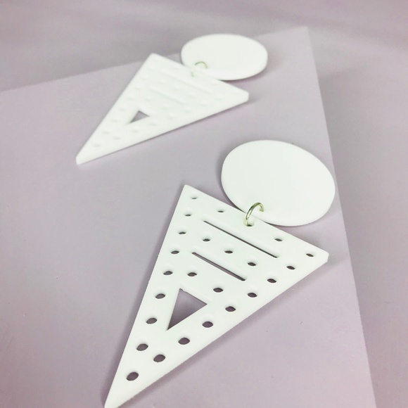 White Triangle Cut Out Earrings - Picture 3 of 7